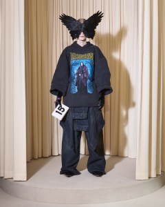 Balenciaga Fall 2024 Couture at Paris Fashion Week