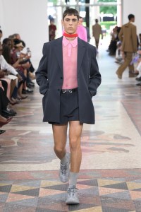 Gucci Spring 2025 Men's Ready-To-Wear Collection at Milan Fashion Week