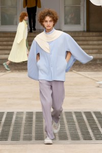 Issey Miyake Homme Plissé Spring 2025 Men's Collection at Paris Fashion Week
