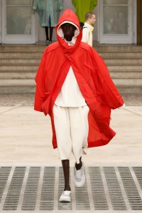 Issey Miyake Homme Plissé Spring 2025 Men's Collection at Paris Fashion Week