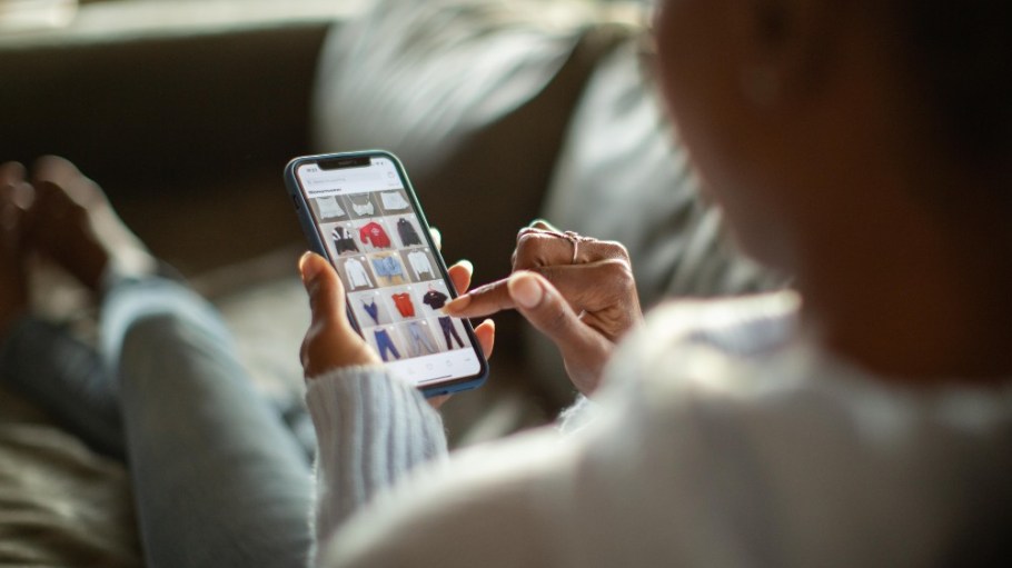 With more shoppers turning to the web, the prevalence of e-commerce fraud is growing.