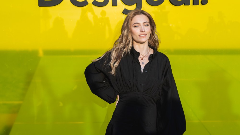 michael jacksons daughter paris jackson, desigual fashion show, barcelona, little black dress with balloon sleeves style