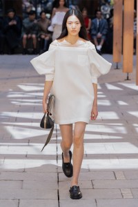 Sacai Spring 2025 Ready-To-Wear Show at Paris Fashion Week