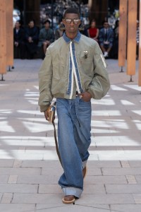 Sacai Spring 2025 Ready-To-Wear Show at Paris Fashion Week