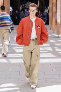 Sacai Spring 2025 Ready-To-Wear Show at Paris Fashion Week