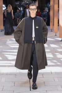 Sacai Spring 2025 Ready-To-Wear Show at Paris Fashion Week