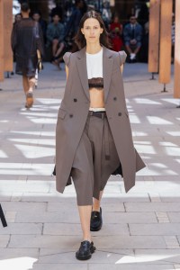 Sacai Spring 2025 Ready-To-Wear Show at Paris Fashion Week