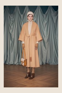 Valentino by Alessandro Michele Resort 2025 Ready-to-Wear Collection