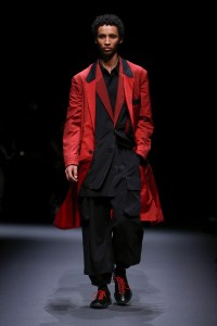 Y-3 Spring 2025 Ready-to-Wear Collection at Paris Fashion Week