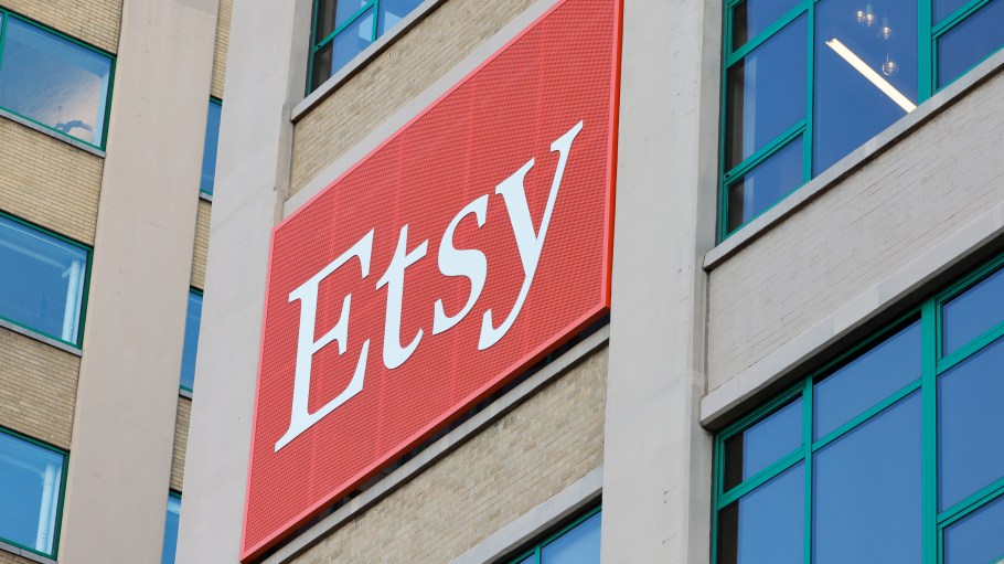 Etsy will spotlight domestic sellers to its consumers.