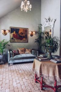 Inside Lost Fox Inn