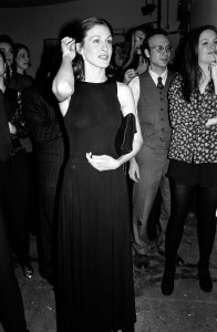 Sarah Jessica Parker and guests attend Benefit for Theater Group Naked Angels at Industria Superstudio in New York on March 22, 1993.
