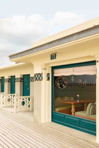 Le Bar de la Mer on the boardwalk in Deauville.