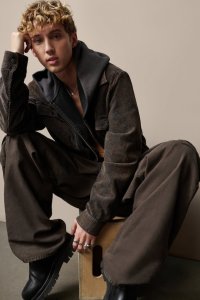 Gap's Get Loose Campaign
