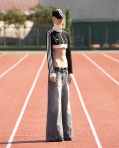 Avavav Spring 2025 Ready-to-Wear Collection at New York Fashion WeekAvavav Spring 2025 Ready-to-Wear Collection at Milan Fashion Week