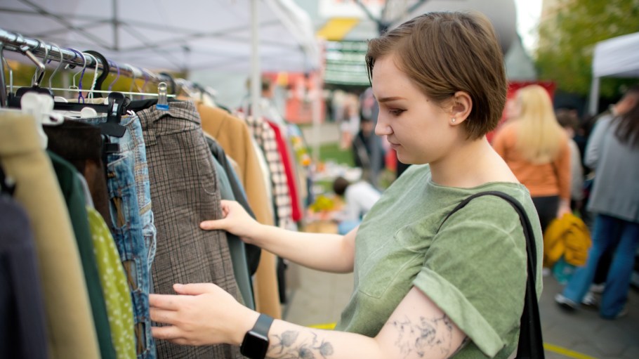 More than three-quarters of Gen Z consumers like to purchase clothing in a physical store.