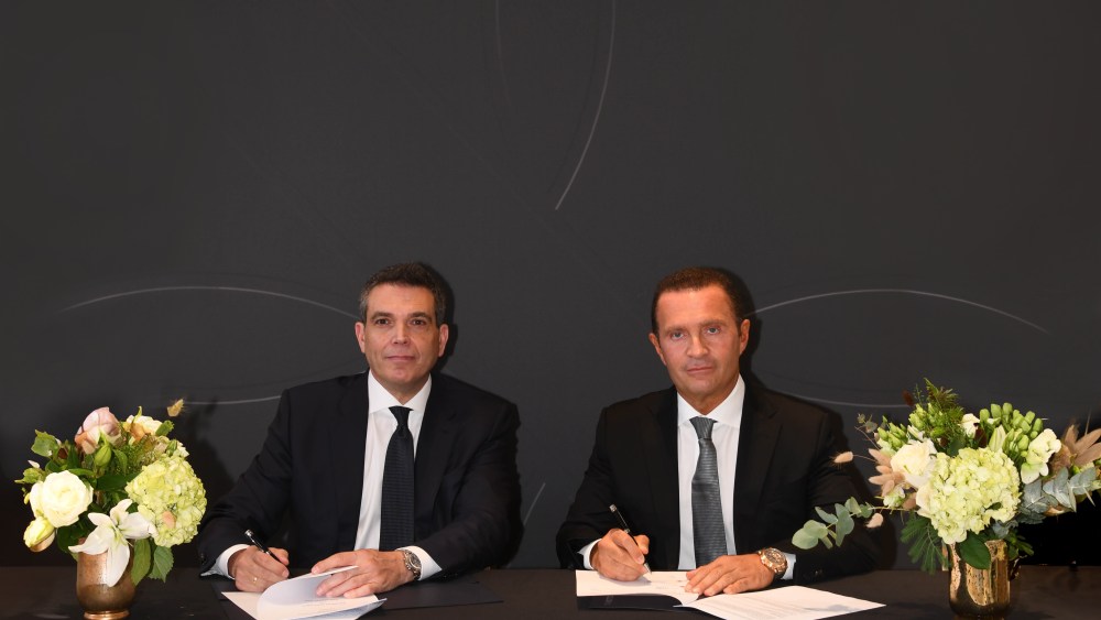 Pascal Mouawad and Ziad El Chaar, Dar Global's CEO, at the announcement unveiling.