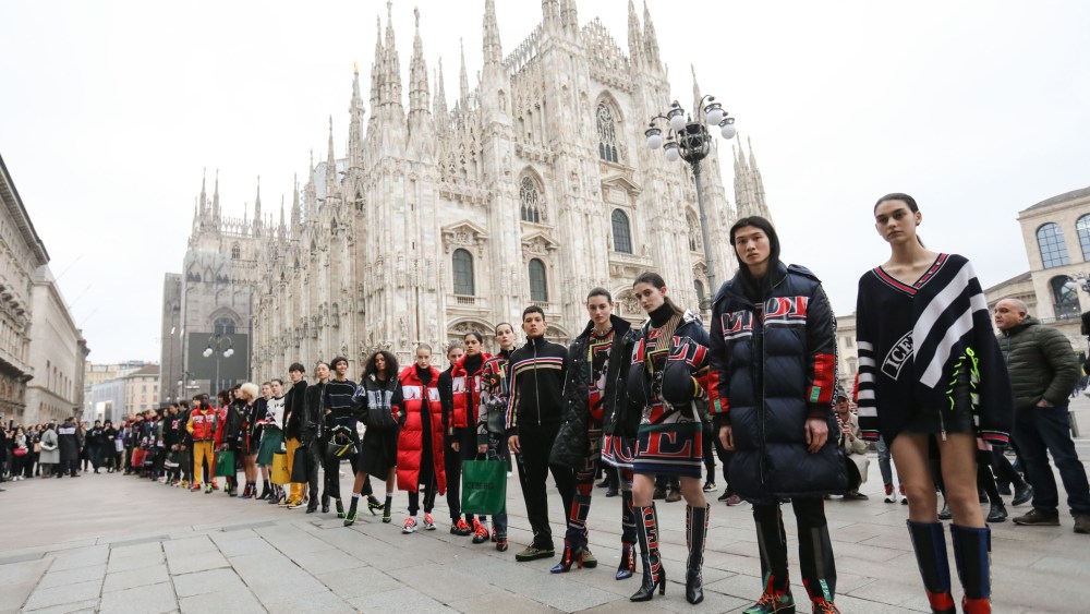 Iceberg Fall 2018 Ready-To-Wear Collection