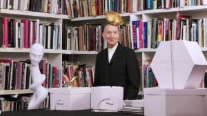Stephen Jones Spring 2024 Ready-to-Wear Collection