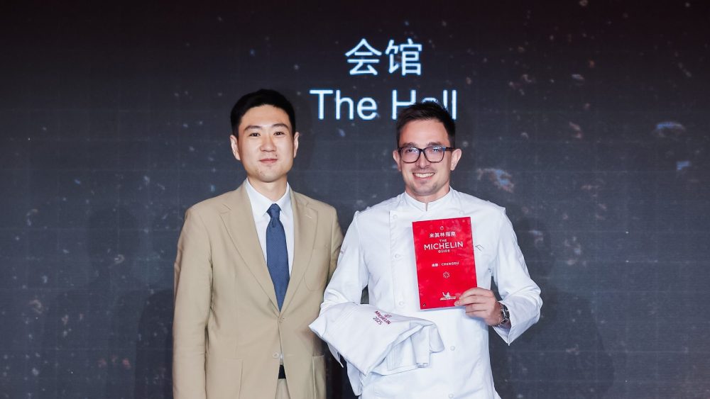 The Hall's executive chef Leonardo Zambrino, right, at the Michelin Guide Chengdu 2025 press conference.
