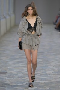 Alberta Ferretti Spring 2025 Ready-To-Wear Collection