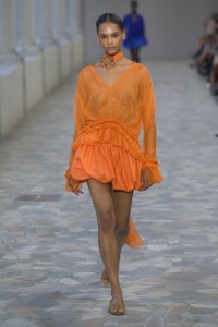 Alberta Ferretti Spring 2025 Ready-To-Wear Collection