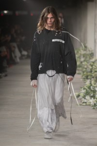 Ann Demeulemeester Spring 2025 Ready-to-Wear Collection at Paris Fashion Week