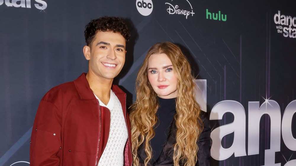 DANCING WITH THE STARS - ABC's “Dancing with the Stars” Post-Cast Reveal Press Line was held at New York’s Marriott Marquis on Wednesday, September 4, 2024. (ABC/Jose Alvarado, Jr.) EZRA SOSA, ANNA DELVEY