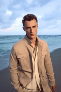 Bugatchi Spring 2025 Men’s Ready-to-Wear Collection