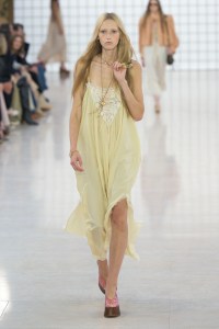 Chloé Spring 2025 Ready-to-Wear Collection at Paris Fashion Week