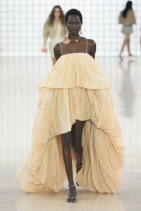 Chloé Spring 2025 Ready-to-Wear Collection at Paris Fashion Week