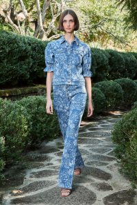 Cinq à Sept Spring 2025 Ready-to-Wear Collection at New York Fashion Week
