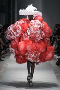 Comme des Garçons Spring 2025 Ready-to-Wear Collection at Paris Fashion Week