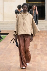 Gabriela Hearst Spring 2025 Ready-to-Wear Collection at Paris Fashion Week
