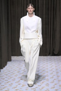 Jil Sander Spring 2025 Ready-To-Wear Collection at Milan Fashion Week