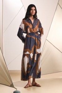 Kiton Spring 2025 Ready-To-Wear Collection at Milan Fashion Week