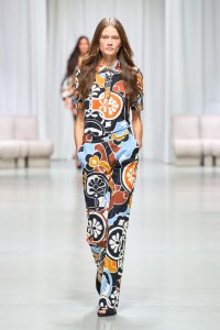 Leonard Paris Spring 2025 Ready-to-Wear Collection at Paris Fashion Week