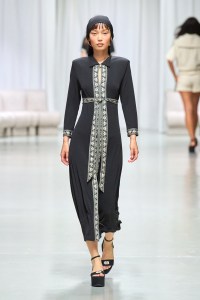 Leonard Paris Spring 2025 Ready-to-Wear Collection at Paris Fashion Week