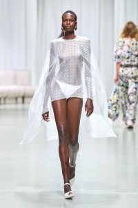 Leonard Paris Spring 2025 Ready-to-Wear Collection at Paris Fashion Week
