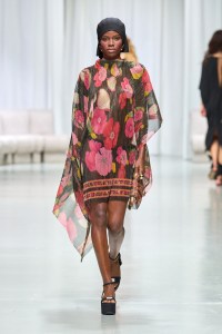 Leonard Paris Spring 2025 Ready-to-Wear Collection at Paris Fashion Week