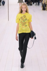 Loewe Spring 2025 Ready-to-Wear Collection at paris Fashion Week