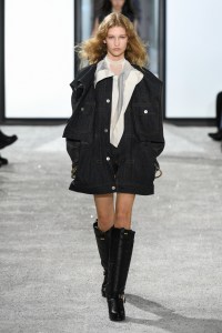Sacai Spring 2025 Ready-to-Wear Collection at Paris Fashion Week