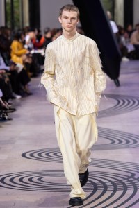 Shiatzy Chen Spring 2025 Ready-to-Wear Collection at Paris Fashion Week