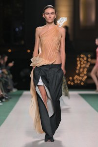 Victoria Beckham Spring 2025 Ready-to-Wear Collection