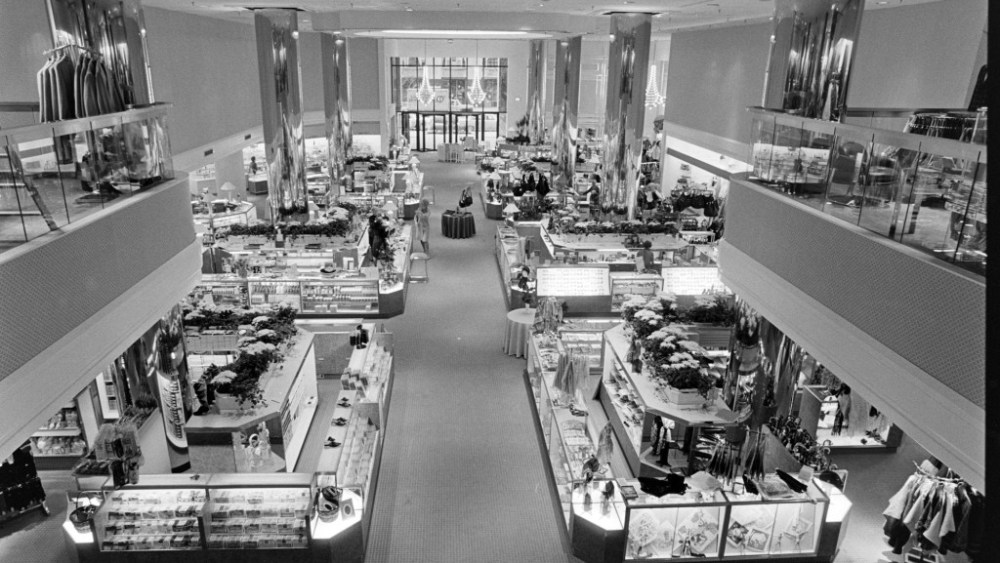 Lord & Taylor Water Tower Place Store interiors, Chicago, Illinois, October 17, 1975.