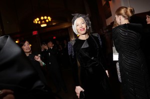 Linda Fargo at the Giorgio Armani Spring 2025 Ready-to-Wear show