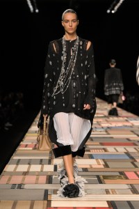 Louis Vuitton Spring 2025 Ready-to-Wear Collection at Paris Fashion Week