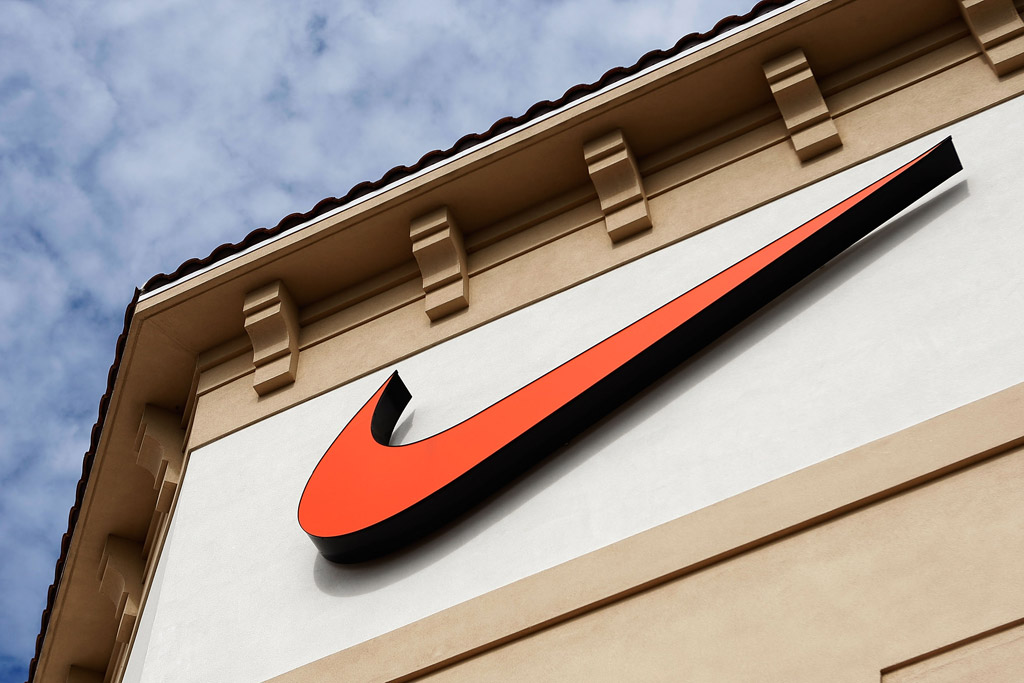 Nike Reports Mixed Results for Q1, Postpones Investor Day