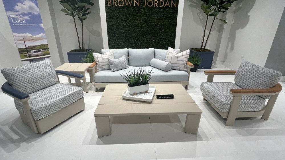 Brown Jordan Luca