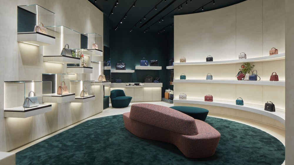 Valextra's flagship boutique at Dubai Mall.